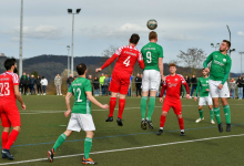 Kopfballduell, Bernd Kopp (FC Rottenburg, #04), Patrick Schuster (SV Wurmlingen, #12), FC Rottenburg vs. SV Wurmlingen, Fussball, Bezirksliga Alb, 21. Spieltag, Saison 2023/24, 17.03.2024
Foto: Ralph Kunze