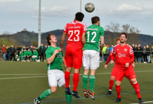 Kopfballduell, Bernd Kopp (FC Rottenburg, #04), Patrick Schuster (SV Wurmlingen, #12), FC Rottenburg vs. SV Wurmlingen, Fussball, Bezirksliga Alb, 21. Spieltag, Saison 2023/24, 17.03.2024
Foto: Ralph Kunze