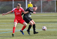 David Mojsisch (SG Reutlingen, #11) und Oleh Stepanenko (FC Rottenburg, #22) im Zweikampf,

SG Reutlingen vs. FC Rottenburg, Fussball, Bezirksliga Alb, 22. Spieltag, Saison 2023/24, 24.03.2024