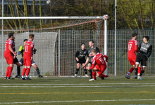 Torchance von Lukas Behr (FC Rottenburg, #11),

SG Reutlingen vs. FC Rottenburg, Fussball, Bezirksliga Alb, 22. Spieltag, Saison 2023/24, 24.03.2024