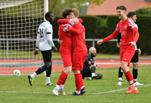 Moritz Rohrer (FC Rottenburg, #18),

FC Rottenburg vs. Anadolu SV Reutlingen, Fussball, Bezirksliga Alb, 25. Spieltag, Saison 2023/24, 21.04.2024

Foto: Eibner-Pressefoto/Ralph Kunze