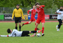Moritz Rohrer (FC Rottenburg, #18),

FC Rottenburg vs. Anadolu SV Reutlingen, Fussball, Bezirksliga Alb, 25. Spieltag, Saison 2023/24, 21.04.2024

Foto: Eibner-Pressefoto/Ralph Kunze