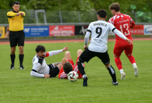 Moritz Rohrer (FC Rottenburg, #18),

FC Rottenburg vs. Anadolu SV Reutlingen, Fussball, Bezirksliga Alb, 25. Spieltag, Saison 2023/24, 21.04.2024

Foto: Eibner-Pressefoto/Ralph Kunze