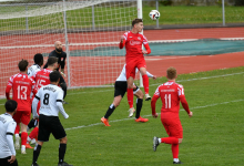 Moritz Rohrer (FC Rottenburg, #18),

FC Rottenburg vs. Anadolu SV Reutlingen, Fussball, Bezirksliga Alb, 25. Spieltag, Saison 2023/24, 21.04.2024

Foto: Eibner-Pressefoto/Ralph Kunze