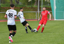 Moritz Rohrer (FC Rottenburg, #18),

FC Rottenburg vs. Anadolu SV Reutlingen, Fussball, Bezirksliga Alb, 25. Spieltag, Saison 2023/24, 21.04.2024

Foto: Eibner-Pressefoto/Ralph Kunze